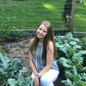 Meet your Posher, Alecia
